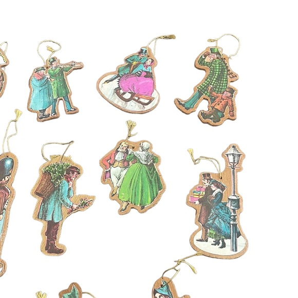 (21) Vintage Wooden Flat Diecut Two Sided Ornaments. Lot of 21 Ornaments - Picture 3 of 9